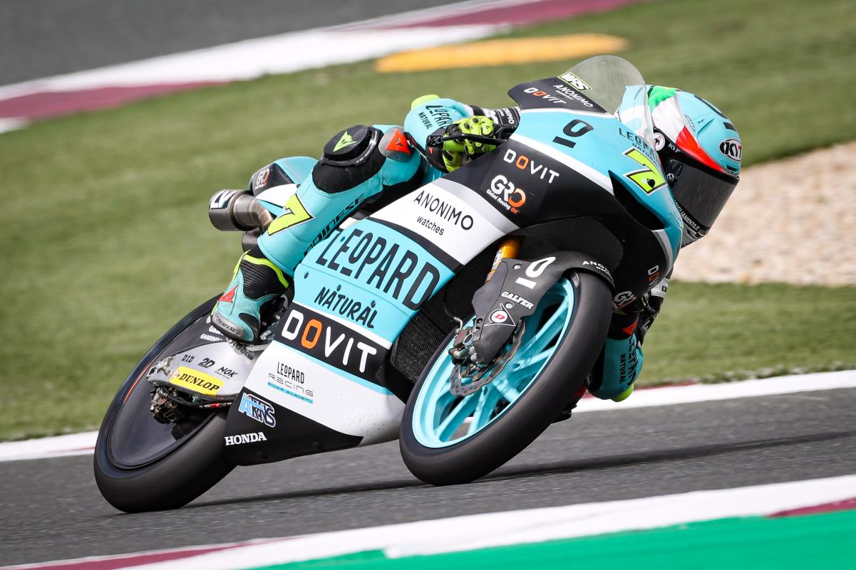 Moto3, 2022, EUA – TL2: Dennis Foggia lutou com própria sombra