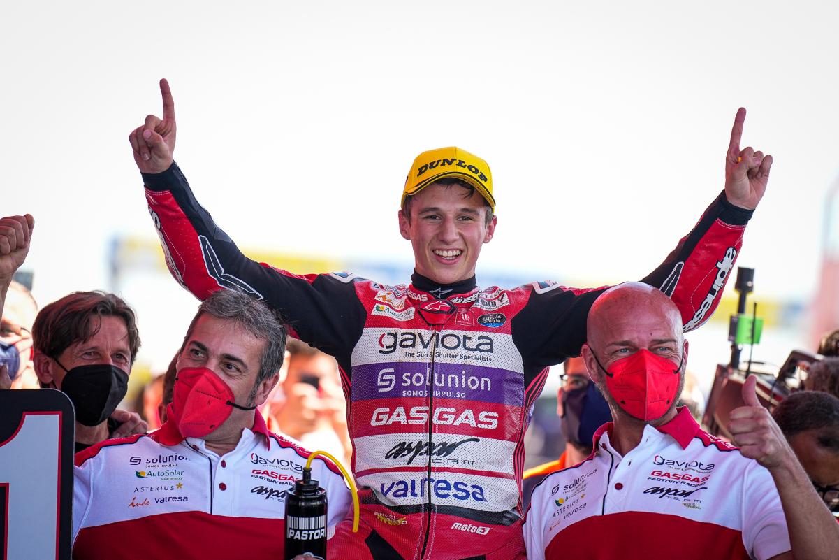 Moto3, 2022, Portugal, Sérgio Garcia (1º): “Uma corrida difícil e espetacular”