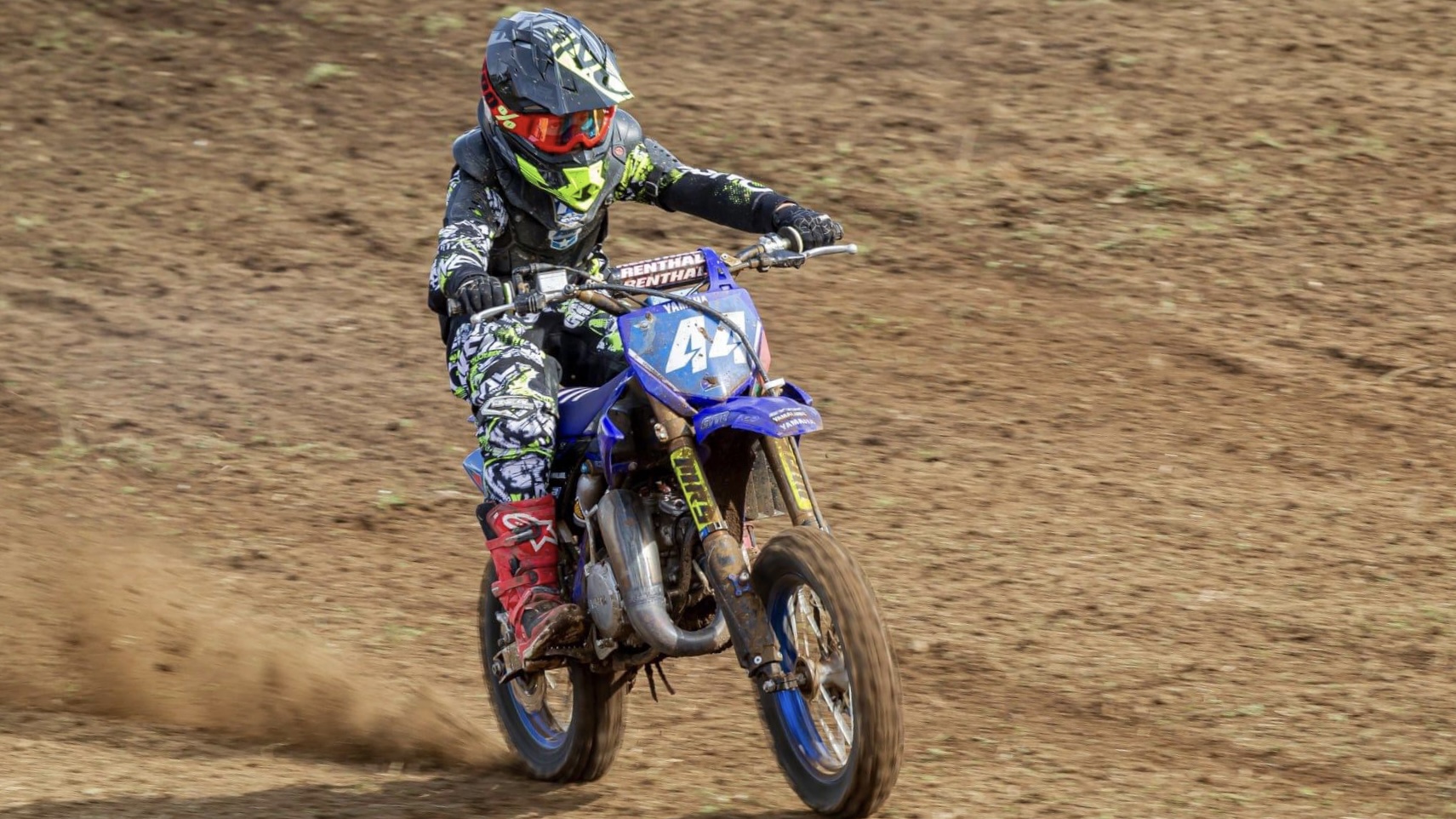 Europeu Motocross 65/85, Itália: Gaio nos pontos, Santos azarado