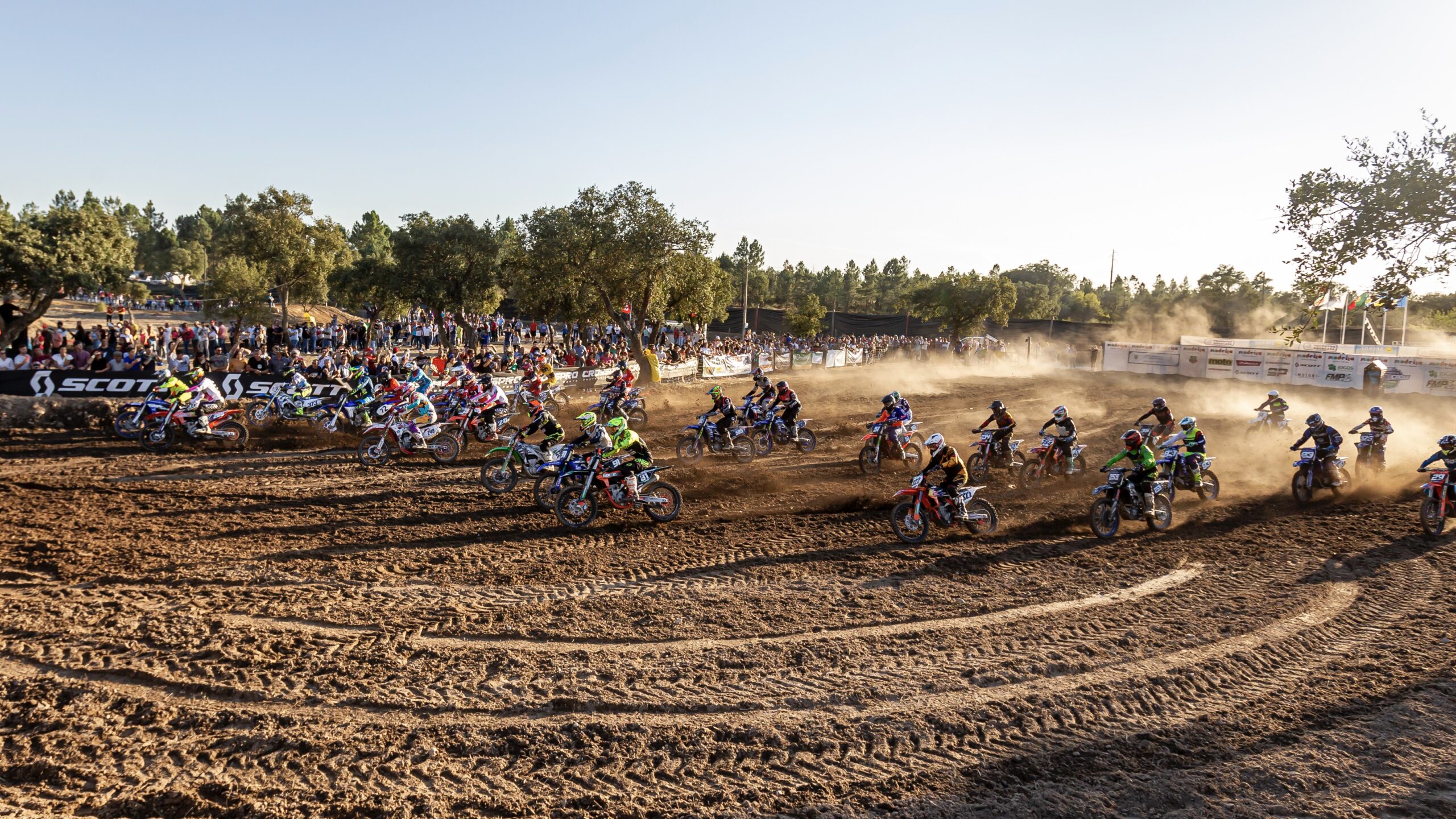 Vídeo CN Motocross: Assista em direto à prova do Granho