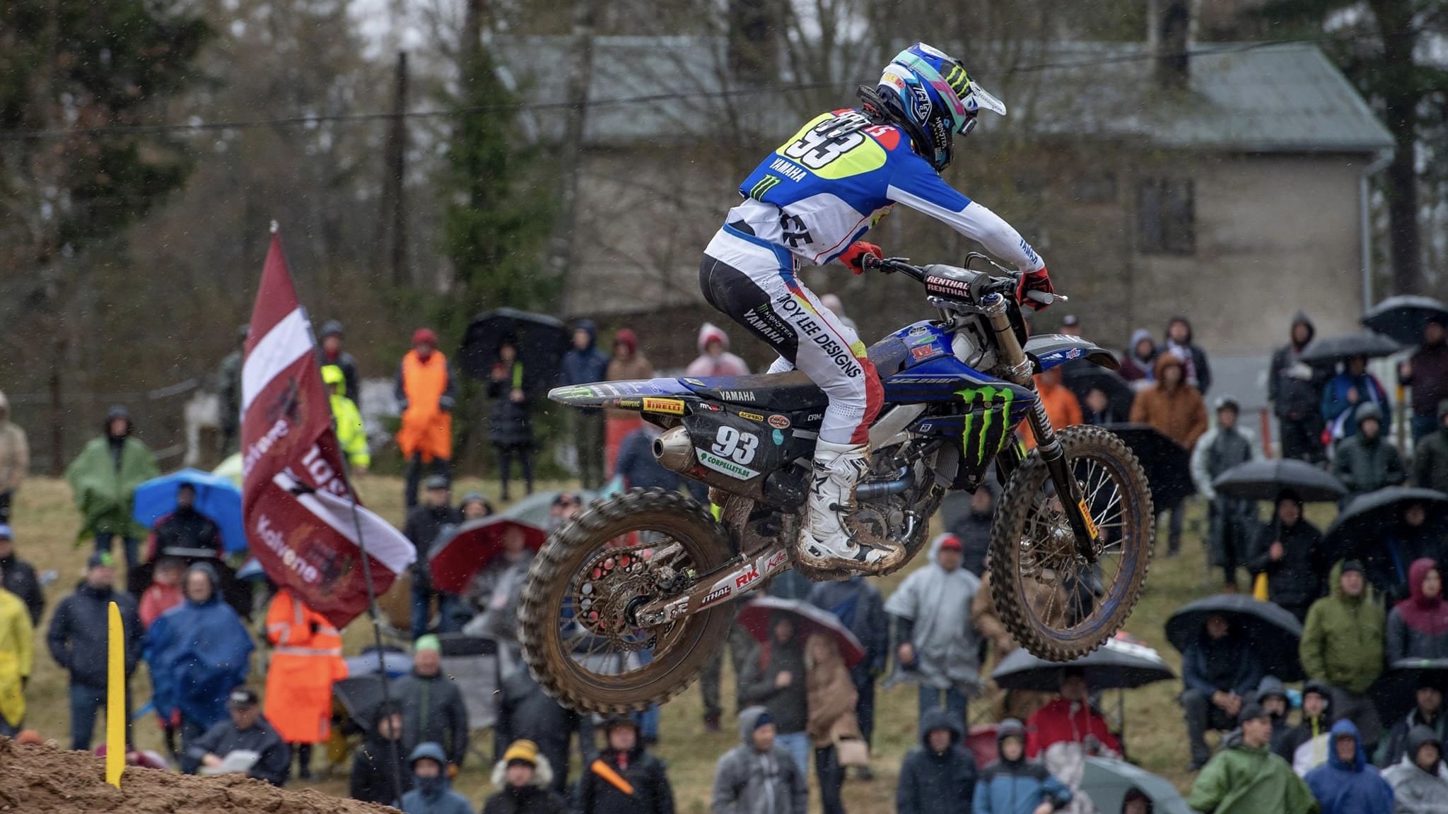 MX2, Letónia: “Dobradinha” de Jago Geerts