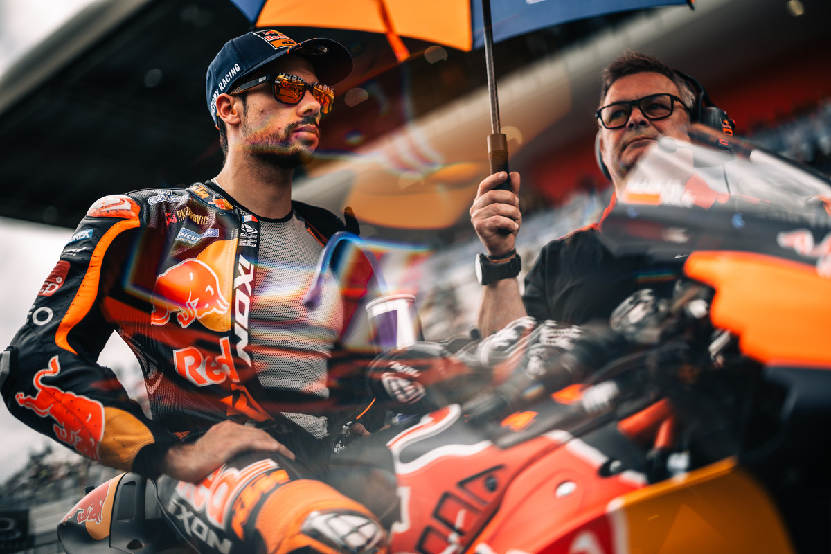 Moto3, Itália, Sergio Garcia (1º): “Vi o Izan a ultrapassar os limites de pista”