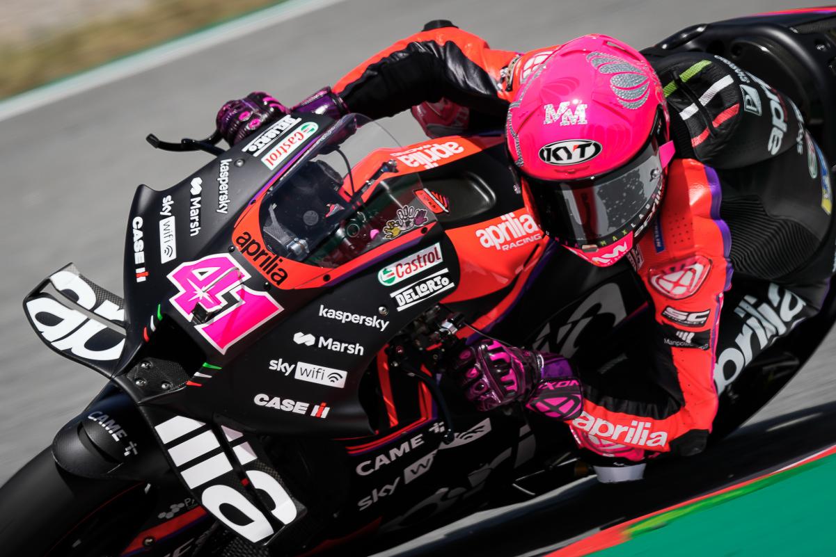 MotoGP, Catalunha, TL4: Domínio de Aleix Espargaró, Oliveira (12º) mais rápido