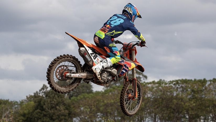 MX2, Indonésia: Tom Vialle reassume liderança do campeonato