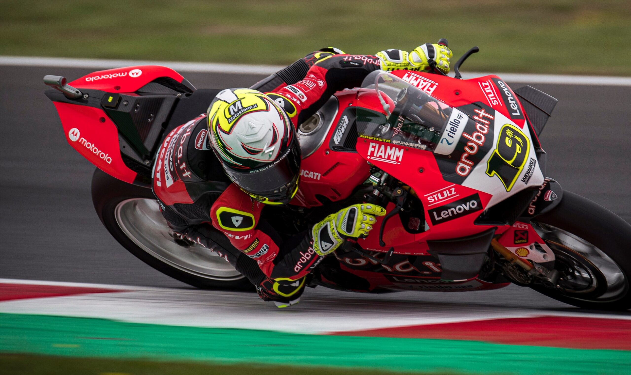 WSBK, Misano, TL2: Bautista fecha primeiro dia na frente