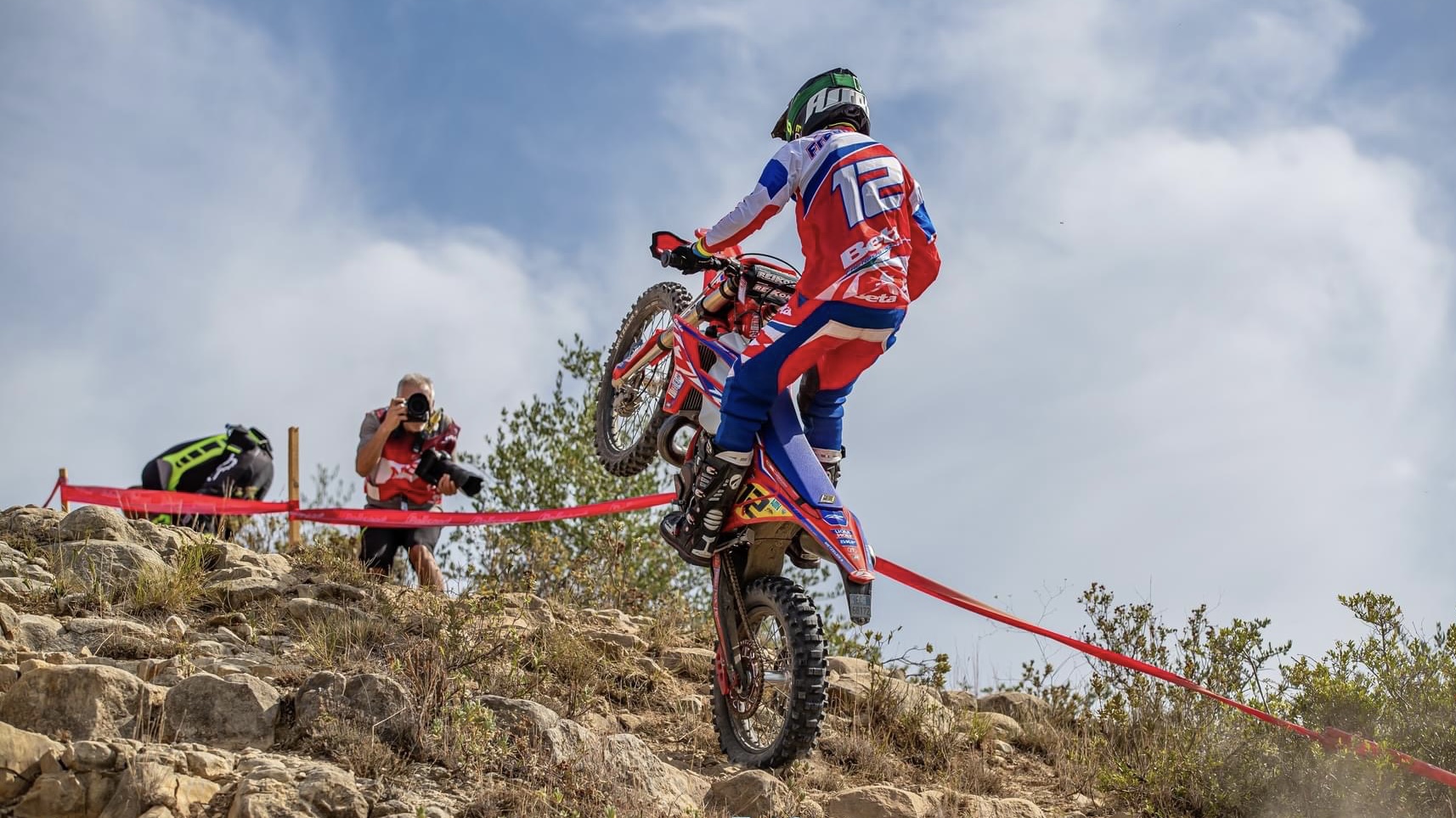 Vídeo EnduroGP, Coimbra: O resumo do primeiro dia do Grande Prémio de Portugal