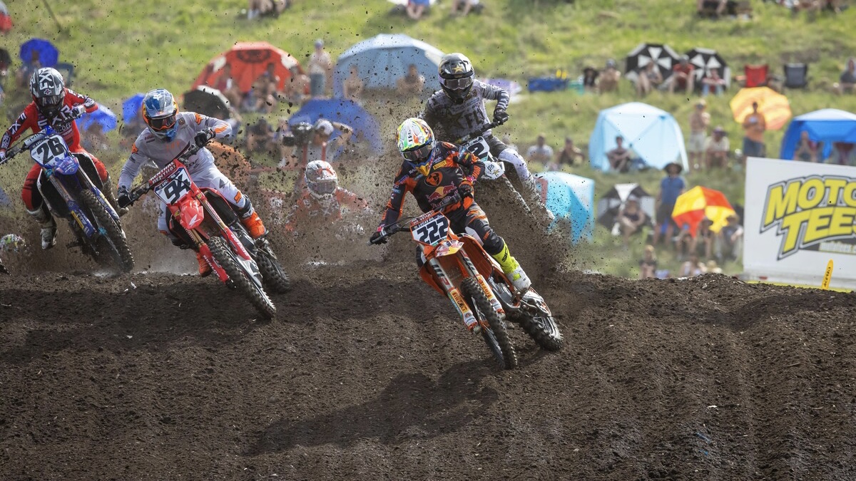 Vídeo AMA Motocross: A “digressão” de Cairoli pelos EUA