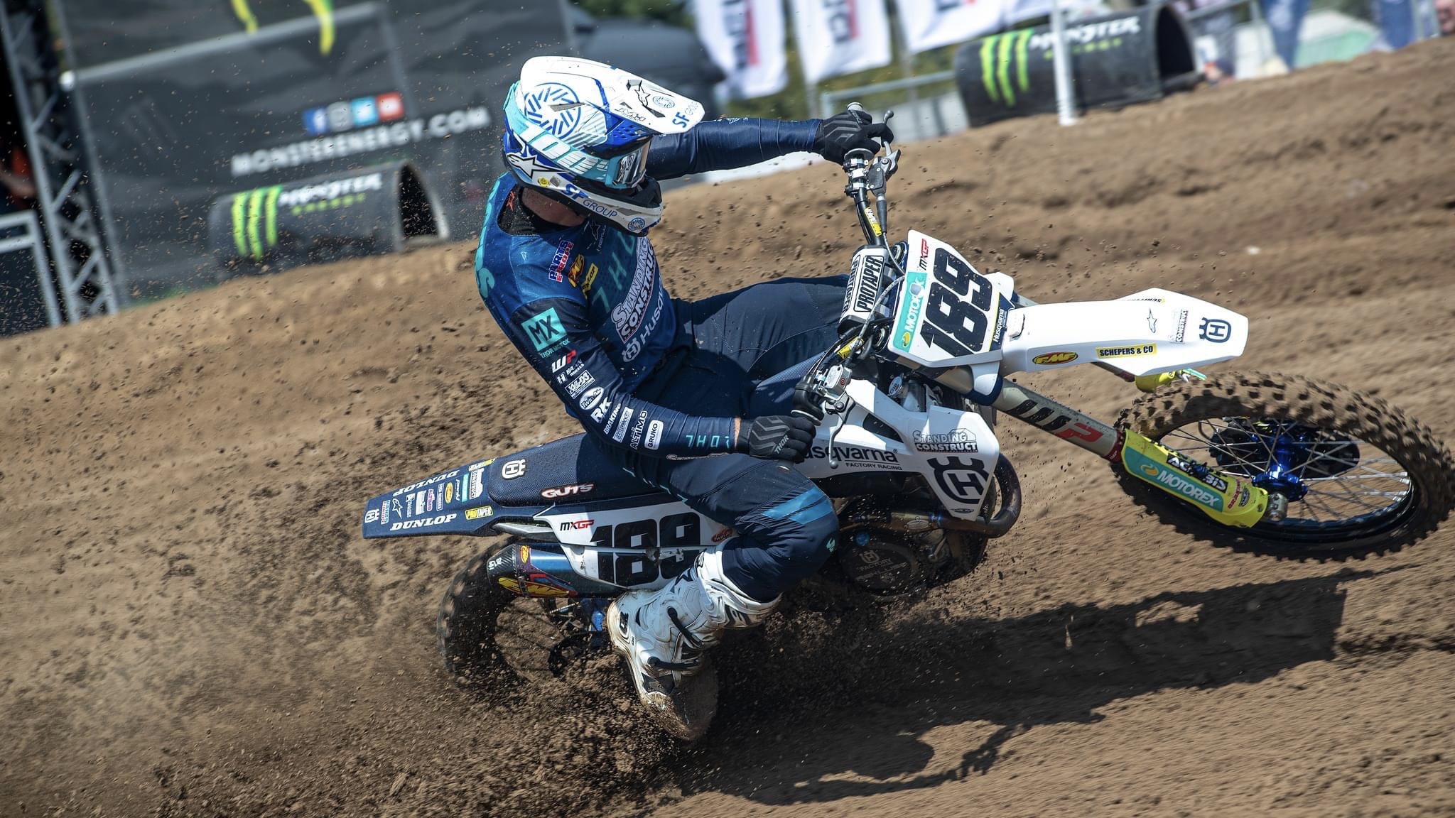 MXGP, Flandres, 1.ª manga: A estreia de Brian Bogers