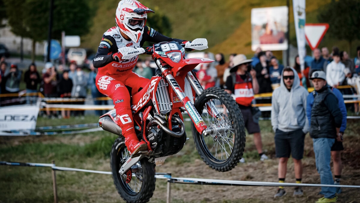 EnduroGP, Coimbra, SuperTest: Verona domina, Reis 2.º e Rocha 4.º