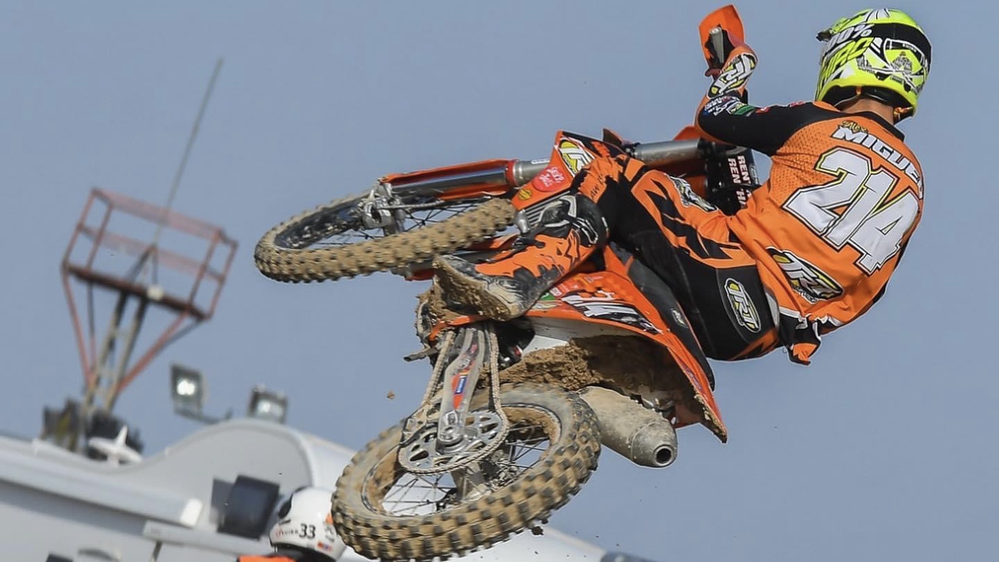 CN Supercross, Fernão Joanes, SX2: Alex Miguel bate Fábio Costa