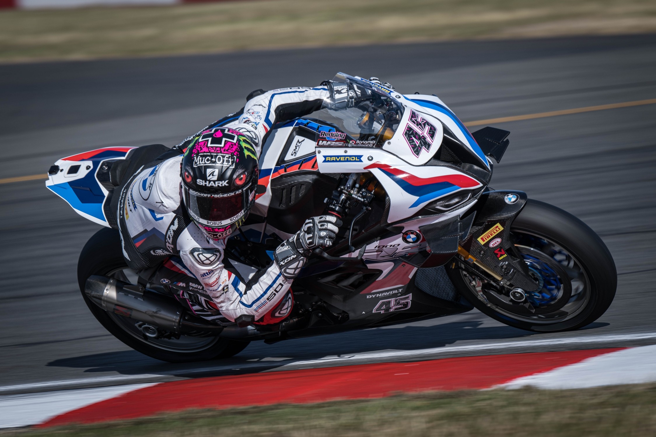 WSBK, Donington Park: Scott Redding e o primeiro pódio com a BMW