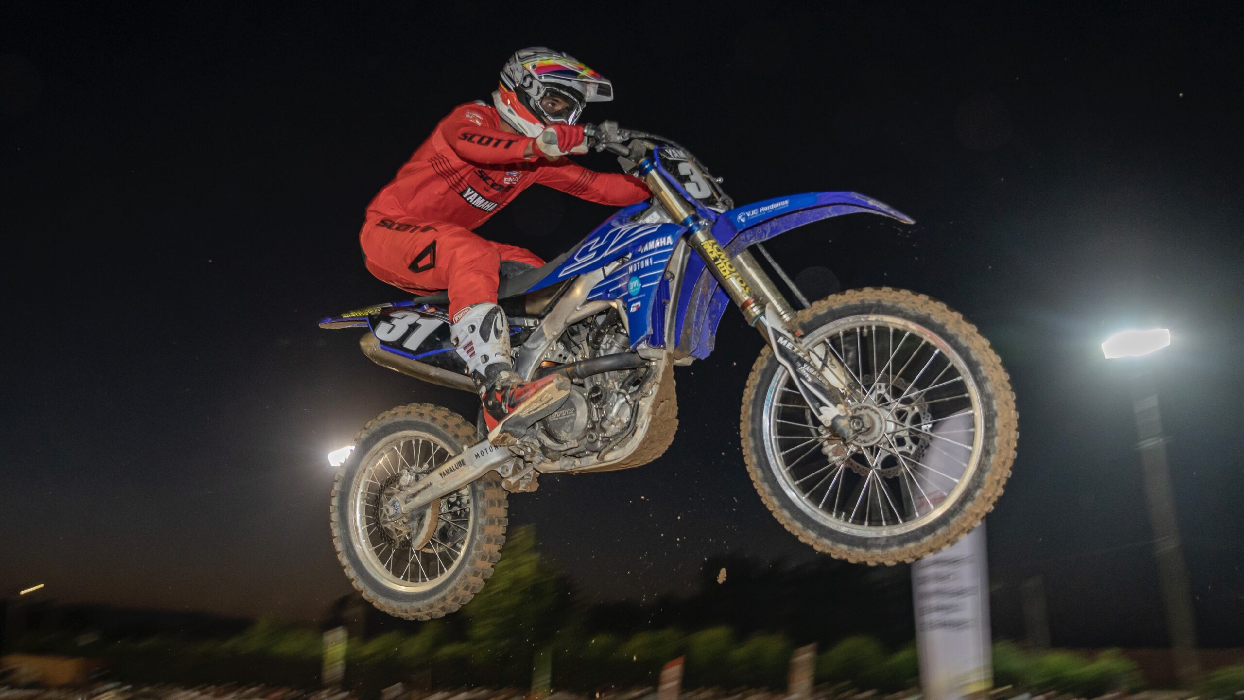 Enduro/Motocross: Luís Oliveira submetido a intervenção cirúrgica