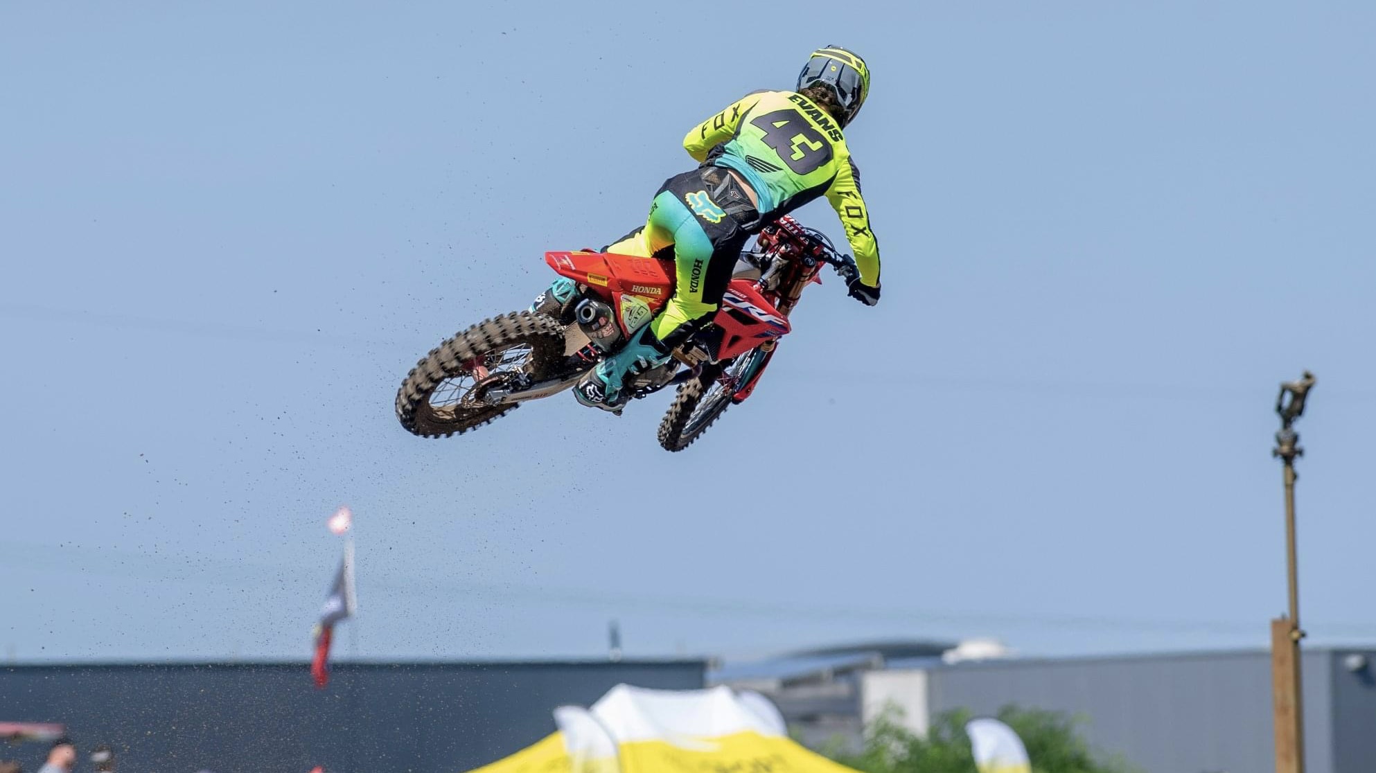 Vídeo MXGP, Suécia, Qualificações: Vitória surpresa de Mitchell Evans