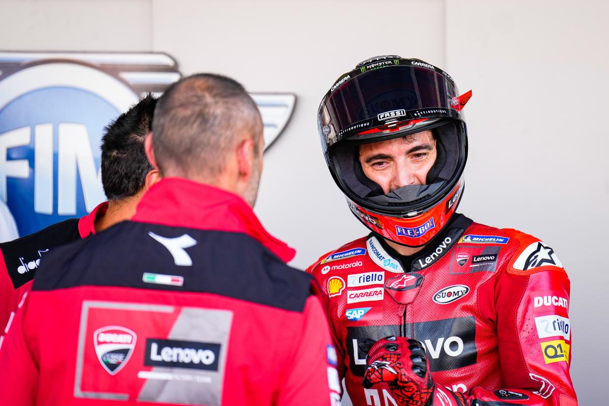MotoGP, Francesco Bagnaia: “Preciso pressionar o Fabio, o Aleix e pontuar”