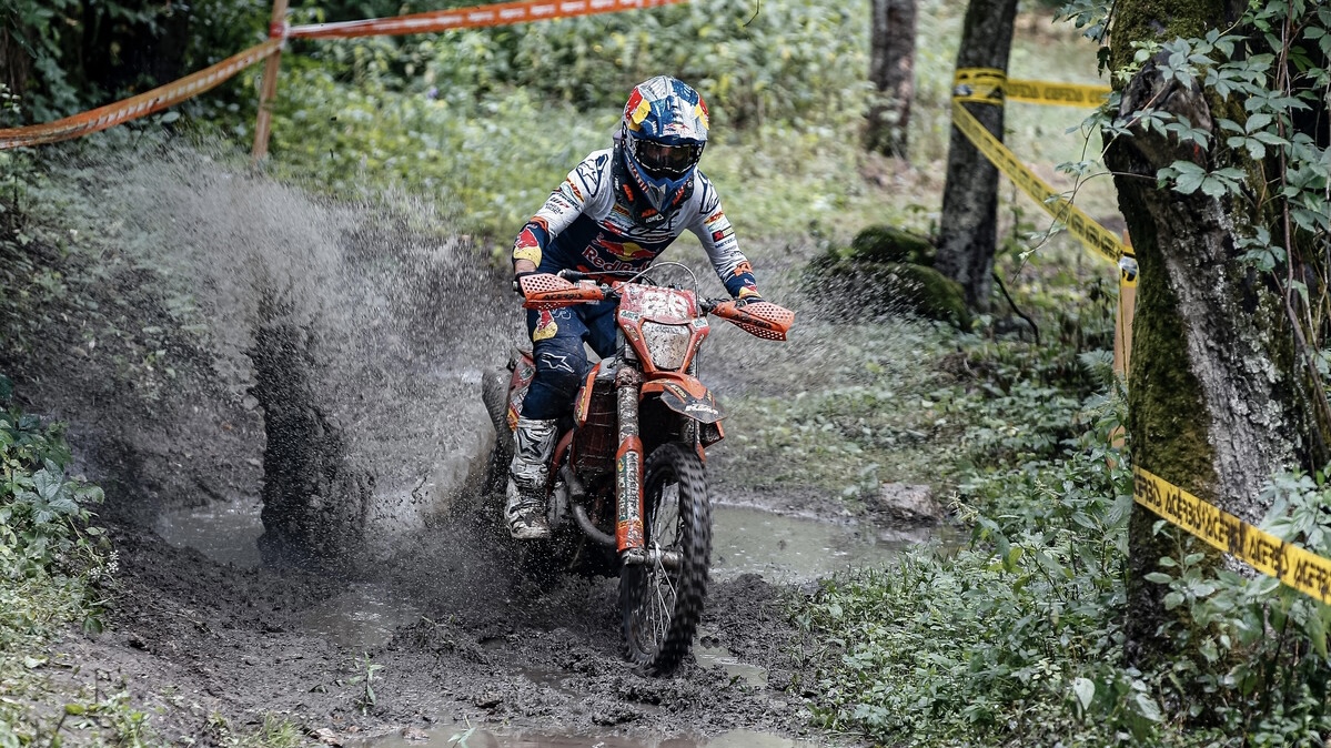 Vídeo EnduroGP: As melhores imagens do Grande Prémio da Eslováquia