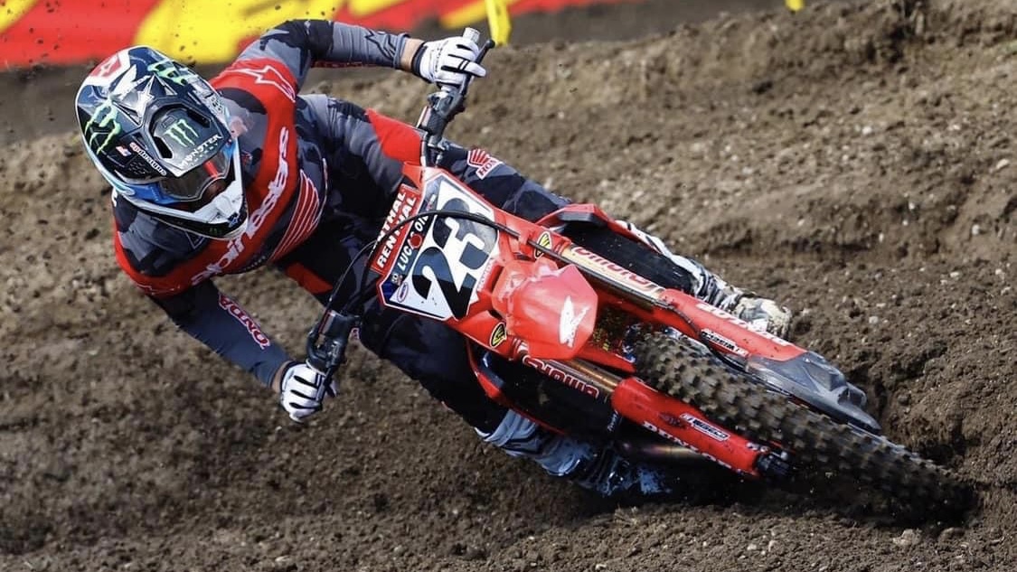 Vídeo AMA Motocross, Unadilla: Sexton bate Tomac e recupera liderança do campeonato