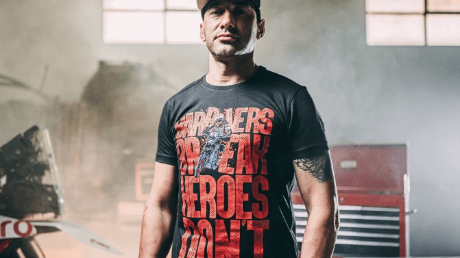 Hero lança linha de roupa em homenagem a Paulo Gonçalves