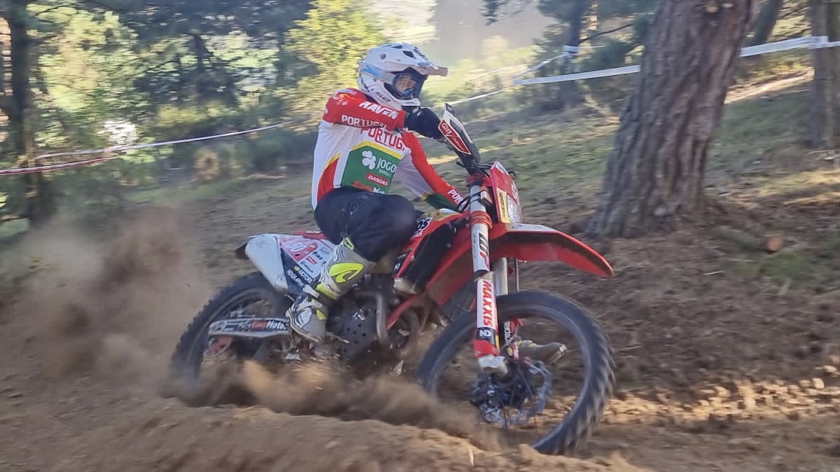 ISDE, 4.º dia: Queda leva a abandono de Gonçalo Reis