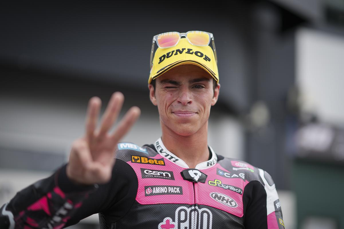 Moto2, Alonso Lopez (1º): “Estou sem palavras, muito feliz pelo Luca Boscoscuro”