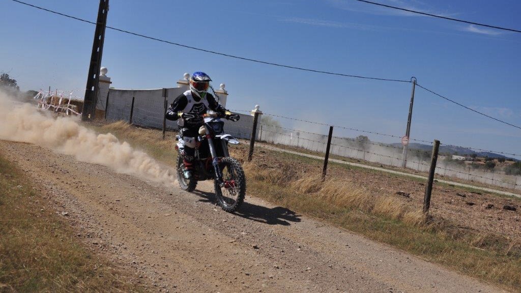 Video Baja TT Sharish Gin: O resumo do prólogo