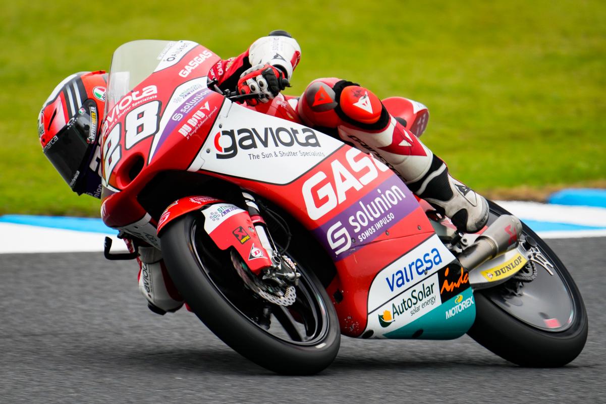 Moto3, Entrevista Izan Guevara: “Este título é a recompensa por todo o trabalho do ano”