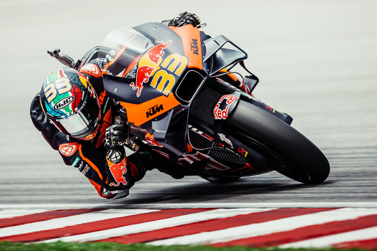 MotoGP, Malásia: A chuva deu uma ajuda preciosa a Brad Binder