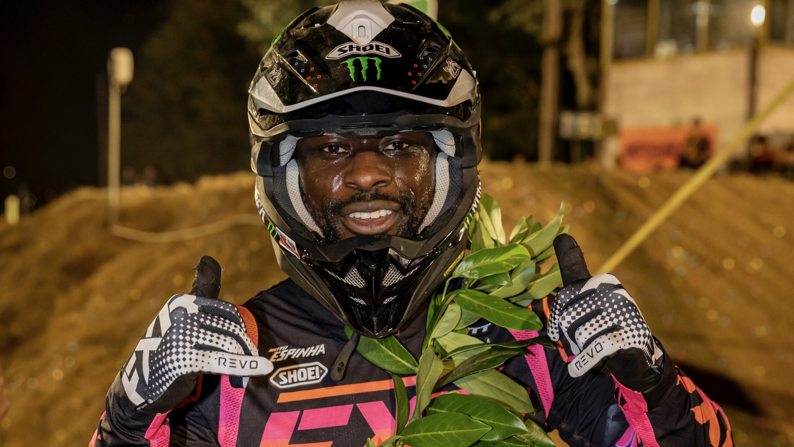 Hugo Basaúla, Supercross Paris, 1.º dia: “Uma pista bastante técnica, nunca ‘driblei’ whoops tão altos”