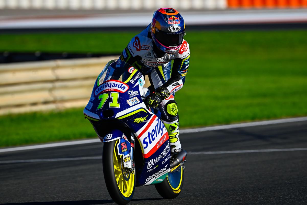 Moto3, Valência, Q1: Sasaki com o passe na mão para o Q2