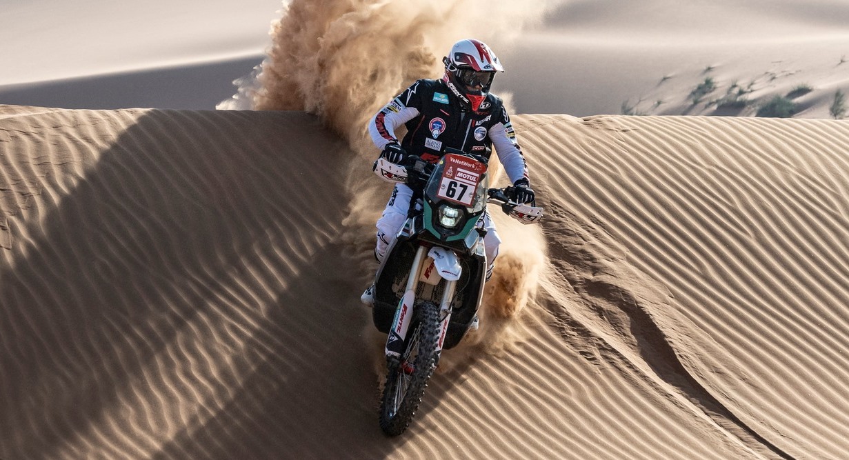 Dakar, Etapa 12: Franco Picco fractura um dedo mas não desiste