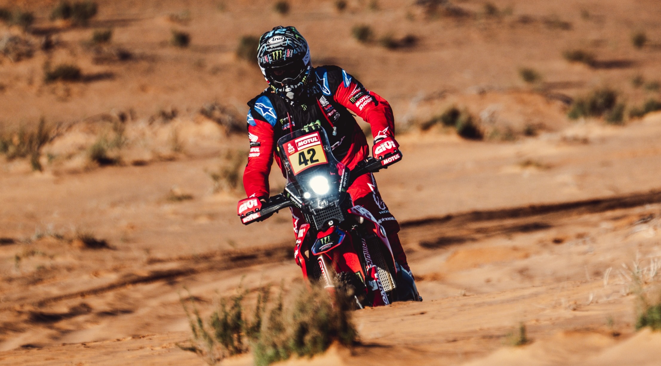 Dakar, Etapa 6, Adrien Van Beveren, 11º: “Cometi um pequeno erro mas consegui voltar à pista certa”