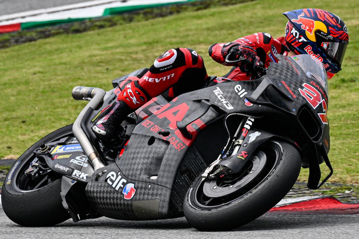 MotoGP, Sepang: Augusto Fernandez foi o mais rápido na chuva da manhã