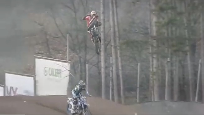 MXGP: Confirmada a fractura no fémur de Tim Gajser