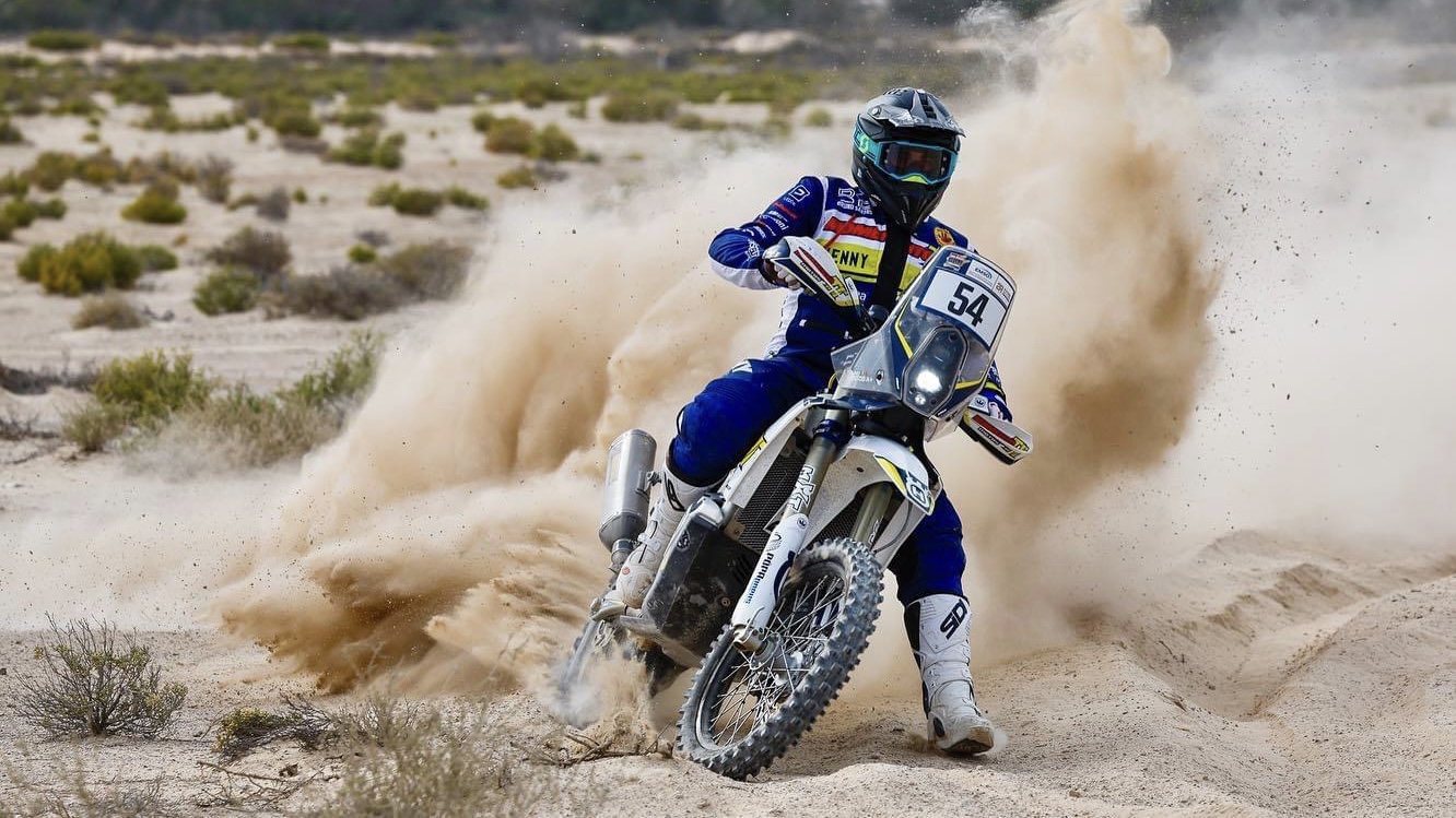 Abu Dhabi Desert Challenge, Prólogo: Bühler e Bruno Santos no Top 15