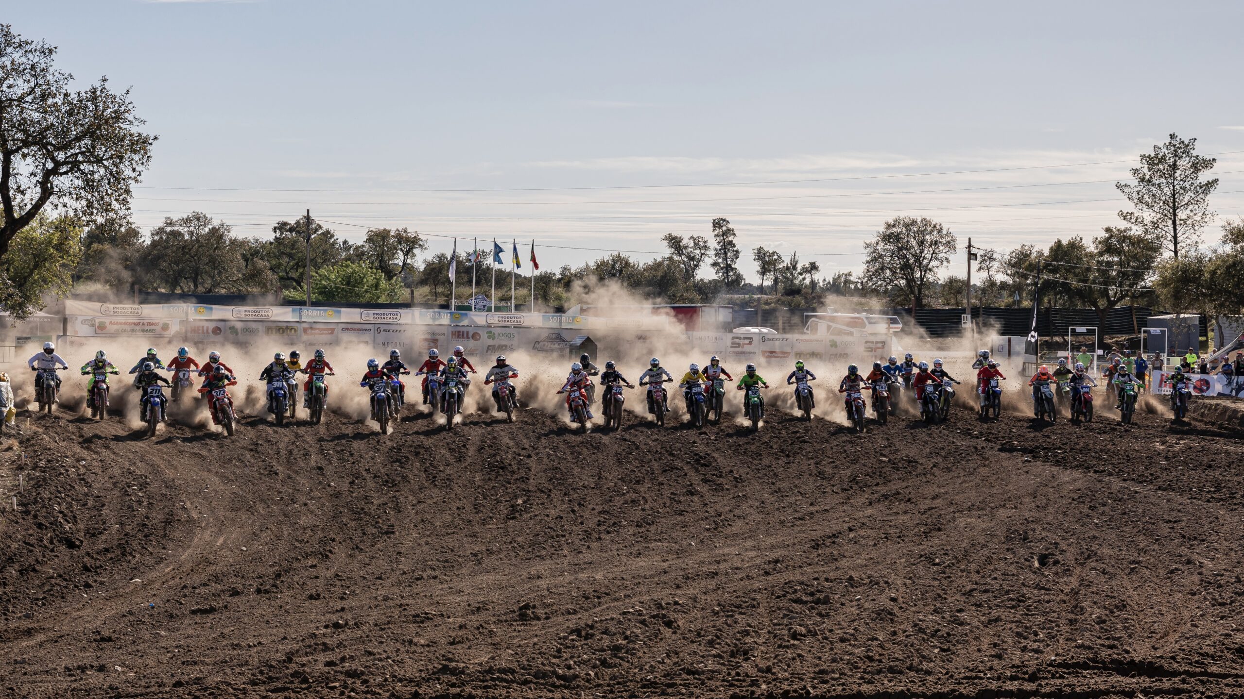 Vídeo CN Motocross: Assista em direto à prova do Granho!