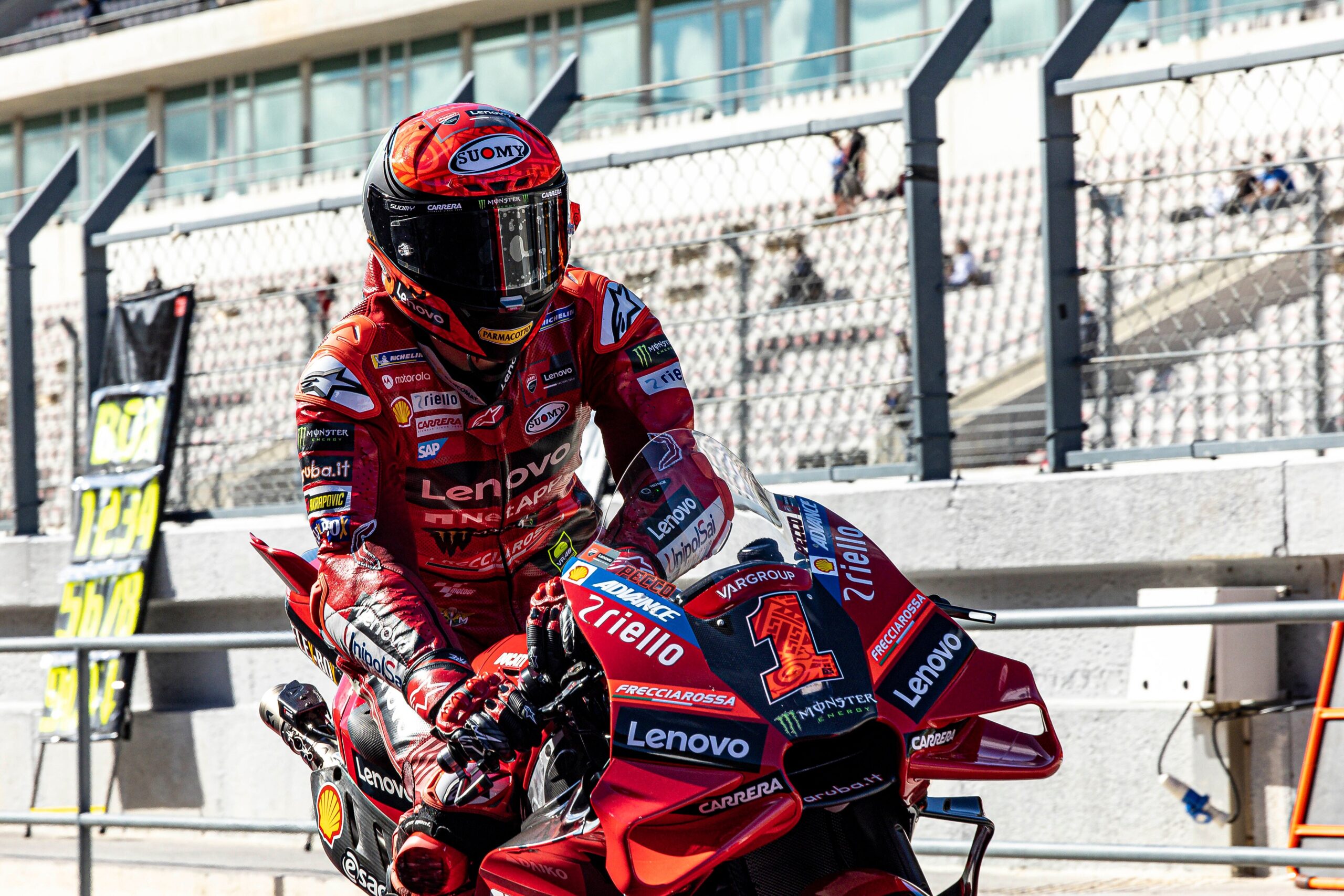 MotoGP, Francesco Bagnaia, 1º.: “Podemos dizer ‘Missão Cumprida’”