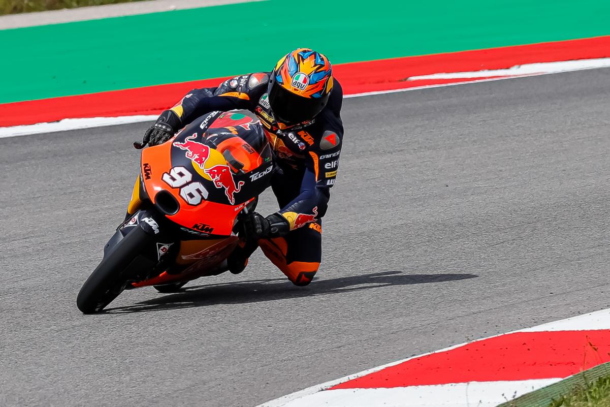 Moto3, Portugal, T2: Daniel Holgado termina primeiro dia na frente