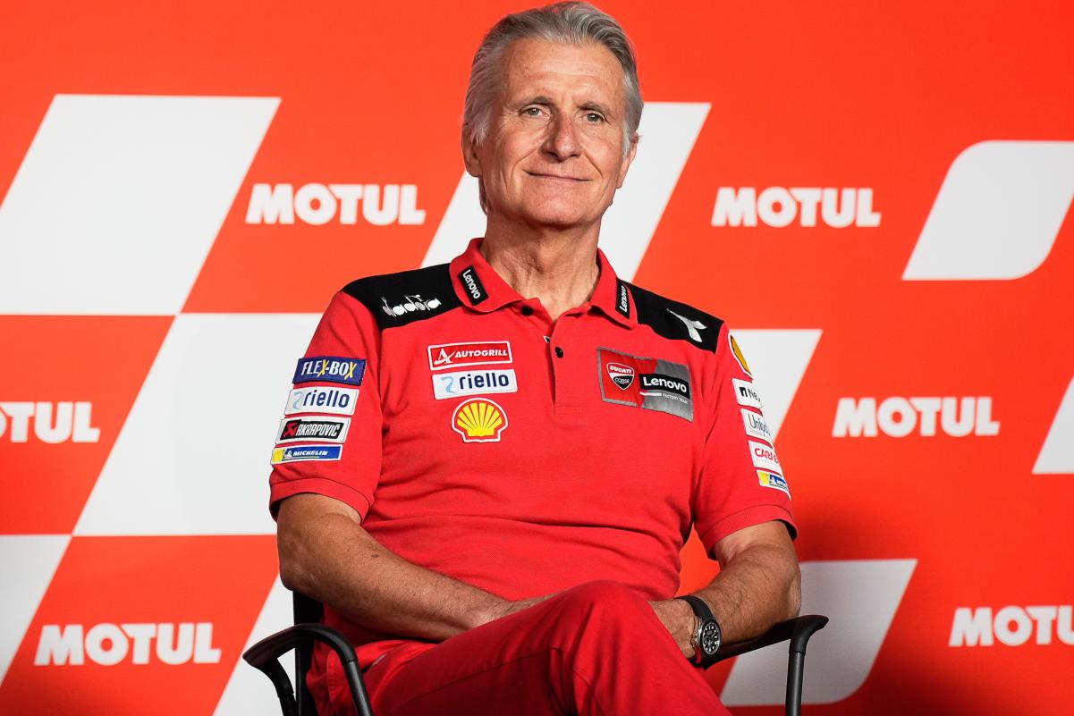 MotoGP: Paolo Ciabatti responde a Rivola: “A Ducati tem muitos pilotos de MotoGP?”