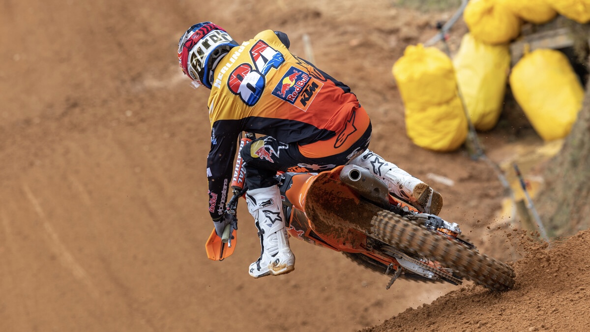 MXGP, Águeda, Final: Herlings iguala record de 101 vitórias de Everts!