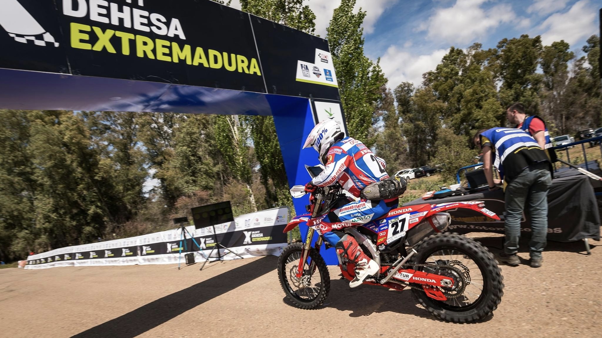 Baja Dehesa Extremadura, SS2A: Pedro Bianchi Prata assume comando da Taça do Mundo!