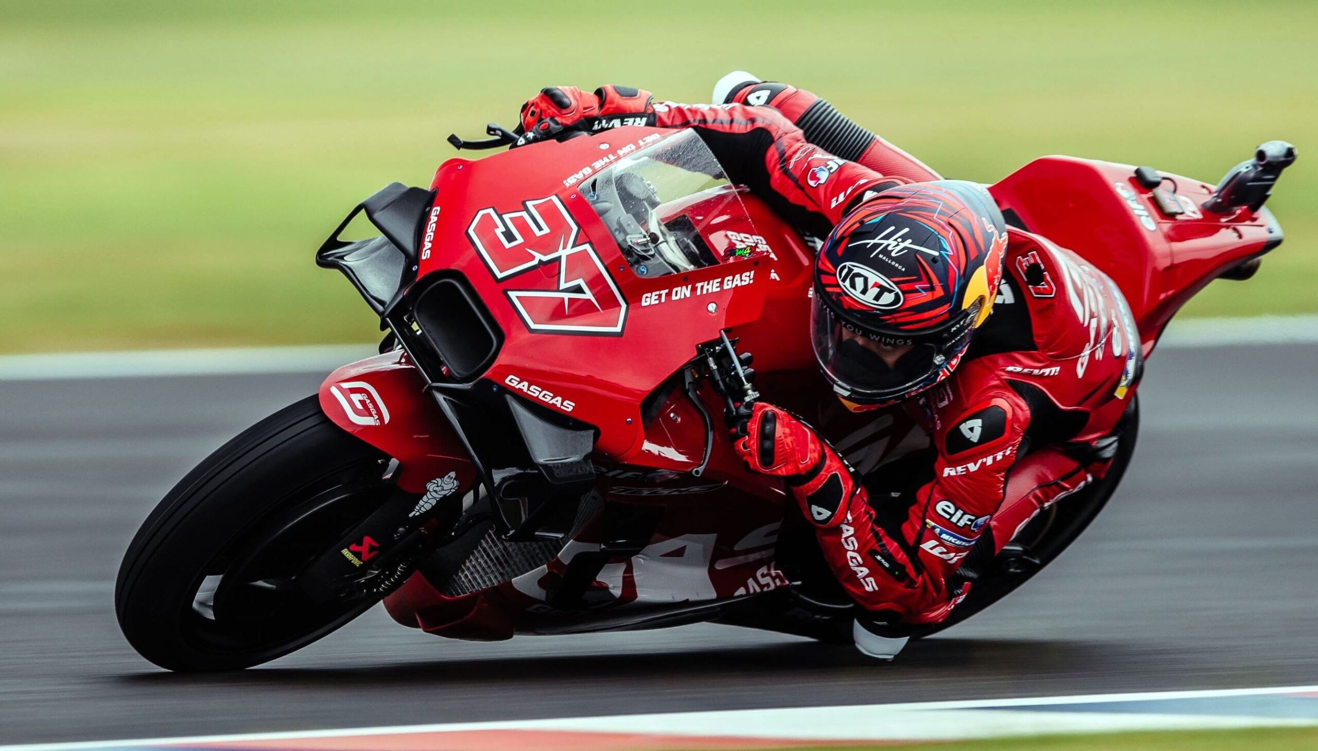 MotoGP, Augusto Fernandez, 16º.: “Parabéns ao Brad Binder, ele foi incrível”