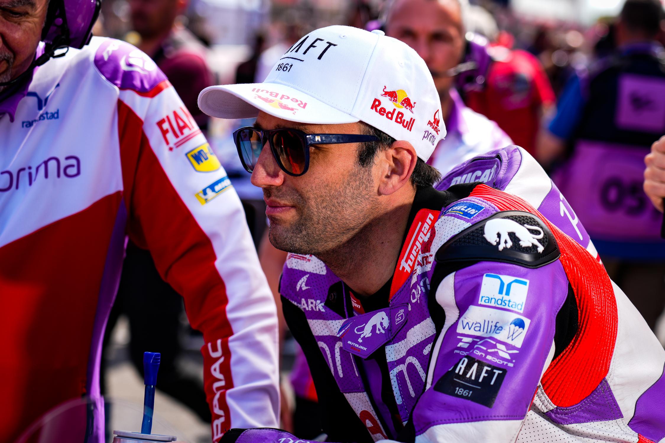 MotoGP, Johann Zarco, 2.º: “Pensei que, se os apanhasse, conseguia o pódio”