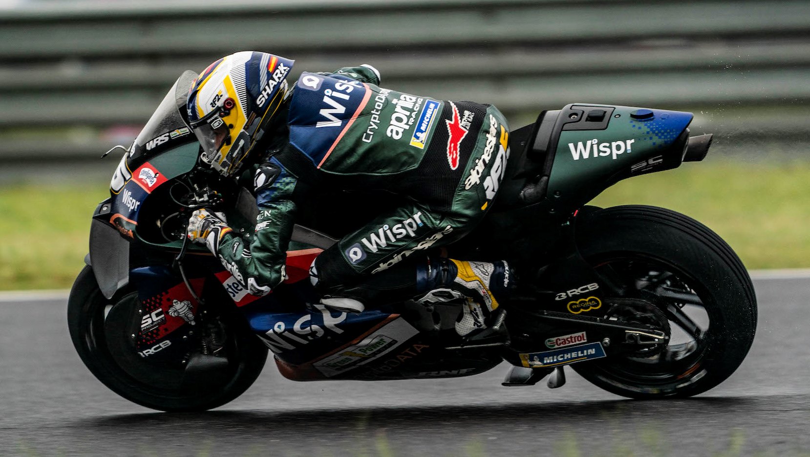 MotoGP, Raul Fernandez, 14º.: “Estive perto de cair quando o Binder me tocou”