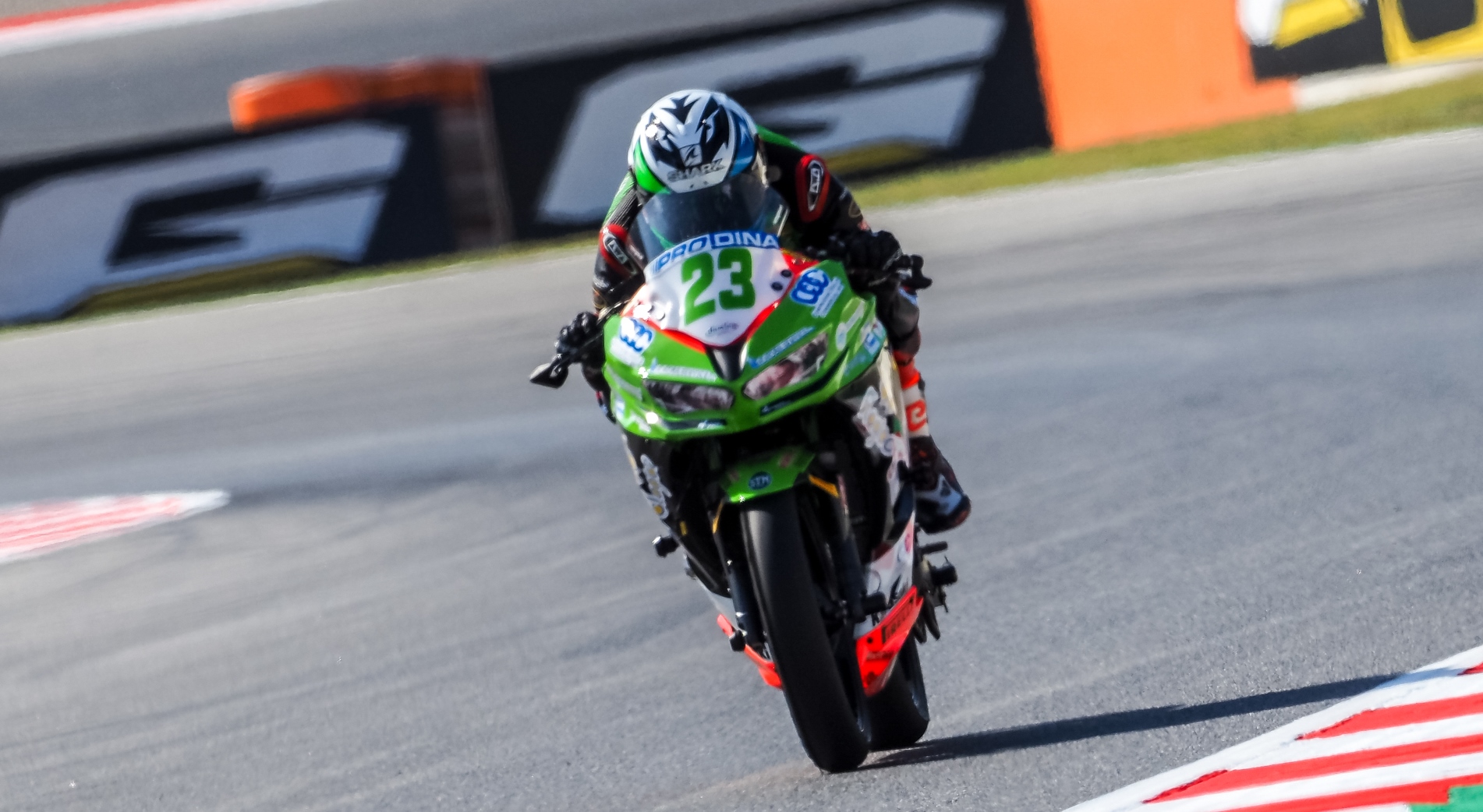 WSSP 300, Barcelona, TL1: Francês Di Sora no topo