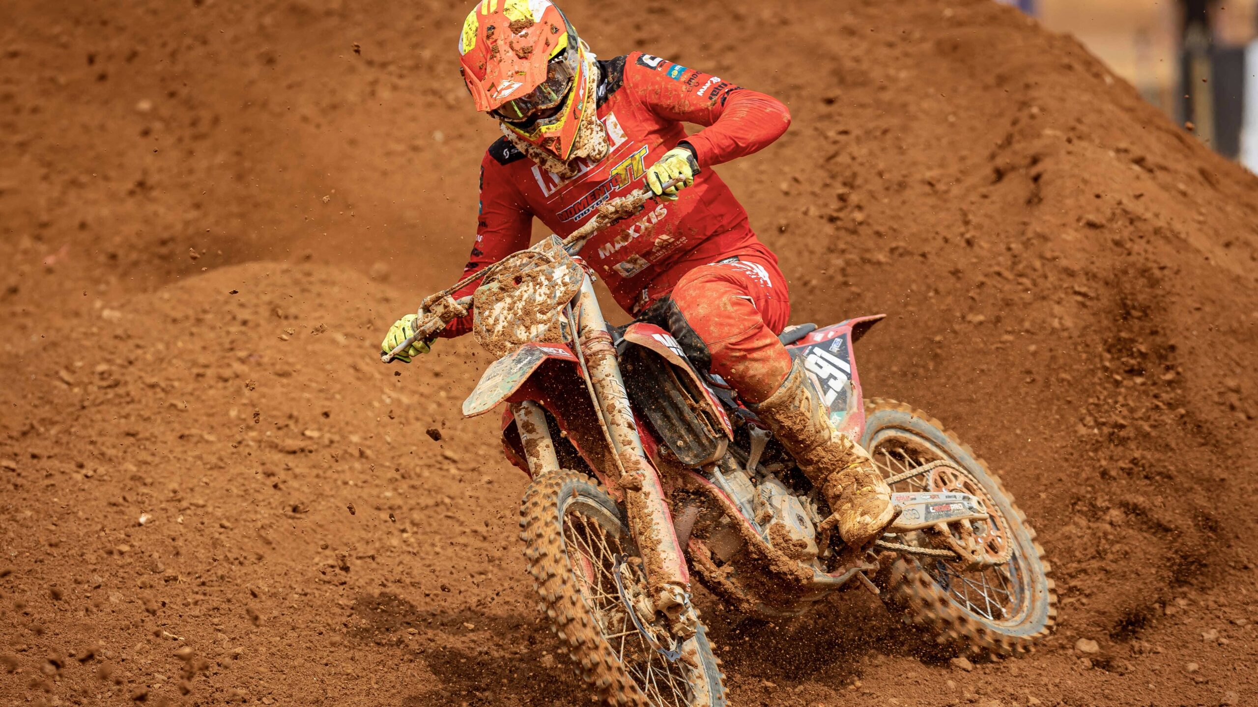 EMX250, Espanha: Fábio Costa próximo dos pontos