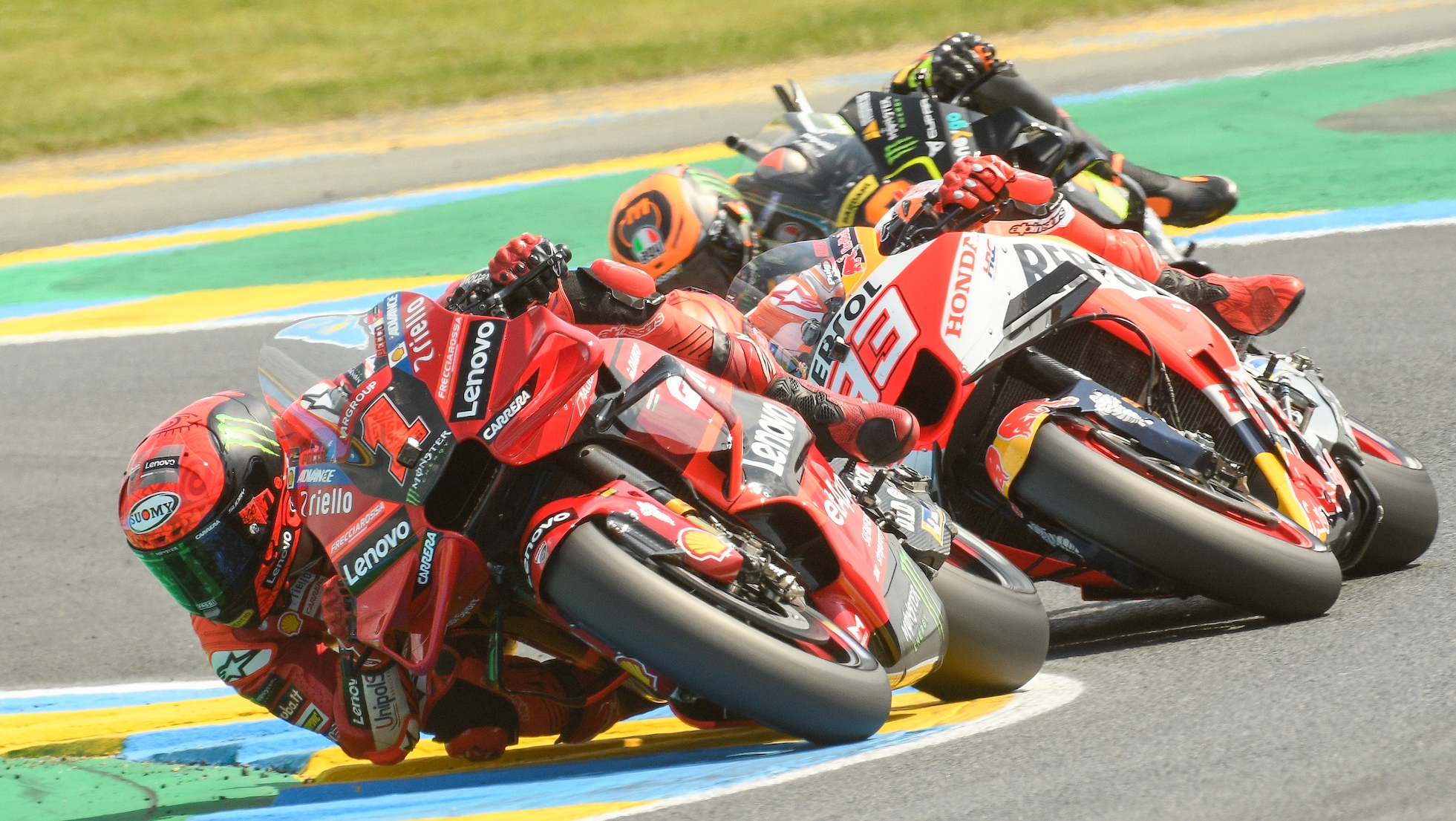MotoGP, Francesco Bagnaia: “Se me deram uma penalização, têm de dar também ao Márquez”
