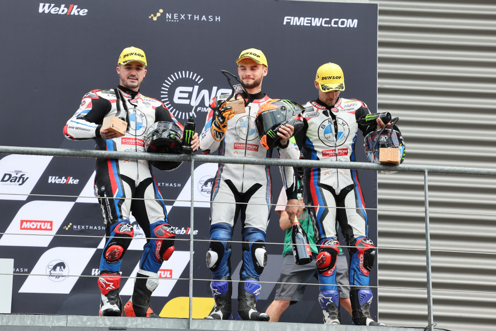 Belgas da BMW Motorrad World Endurance Team conquistam último lugar do pódio nas 24H SPA Francorchamps