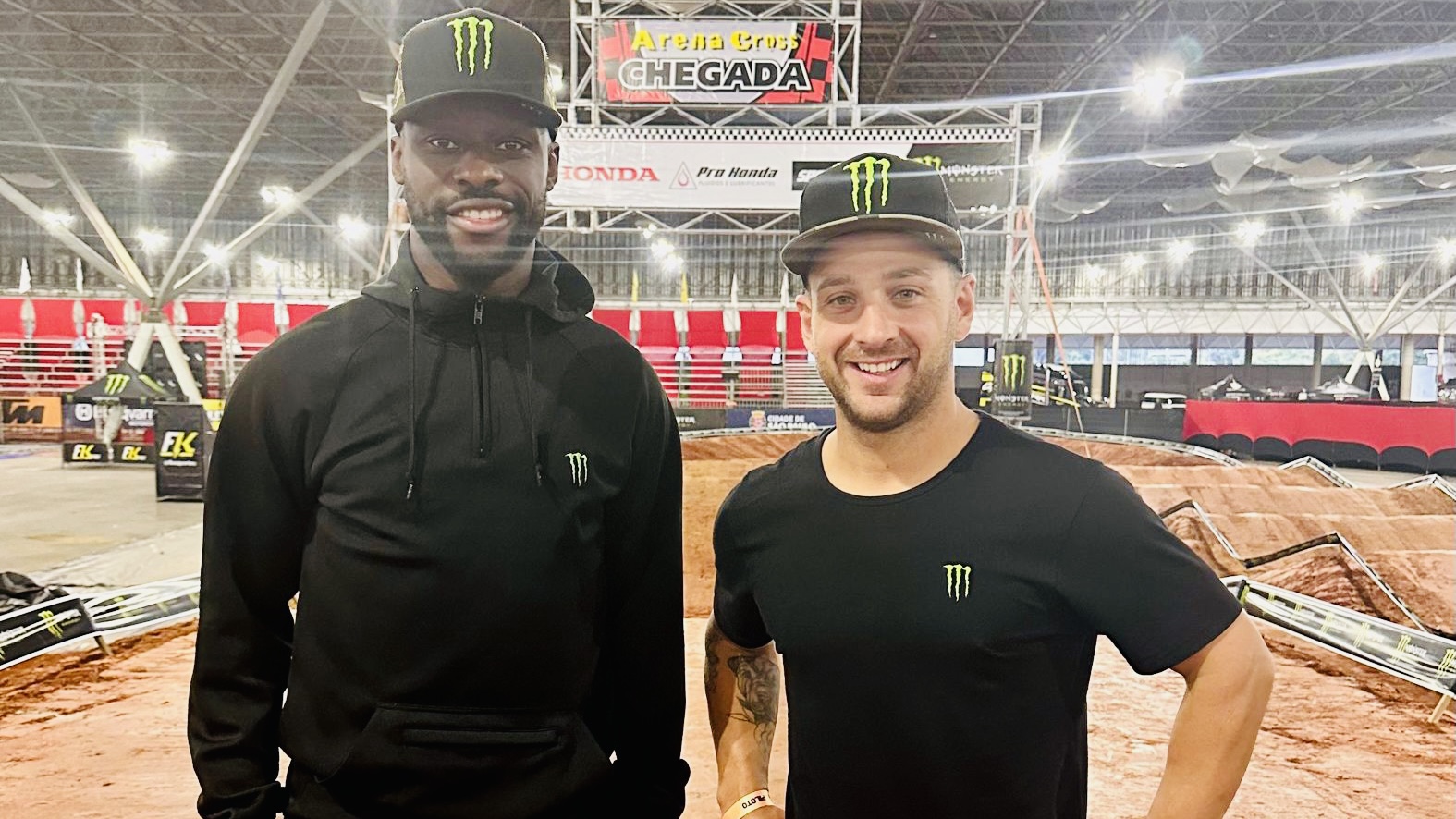 Vídeo Arenacross Brasil, São Paulo: Assista em direto à prova de Alberto e Basaúla