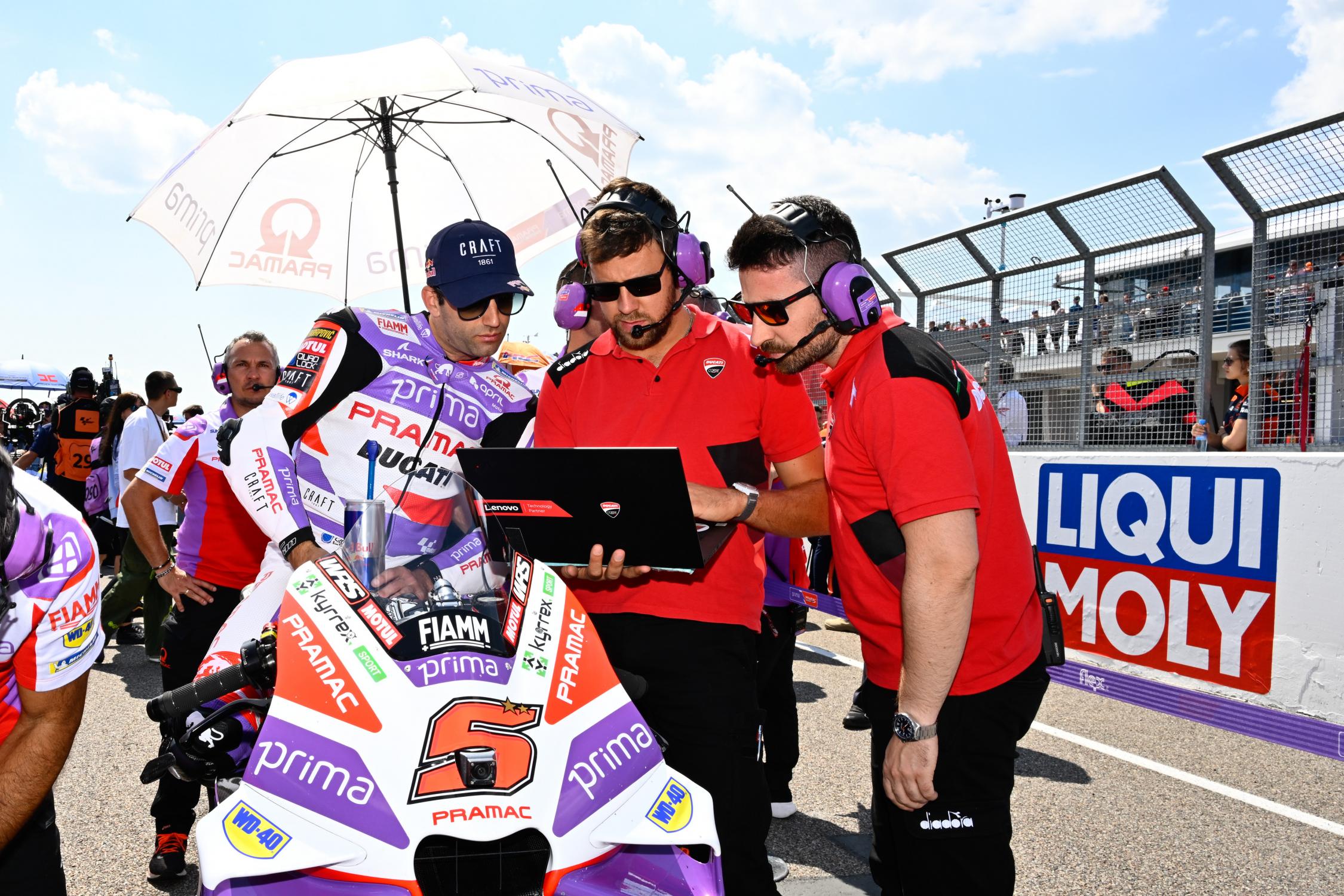 MotoGP, Johann Zarco (5.º): “Ficou 1-1 com o toque da primeira volta”