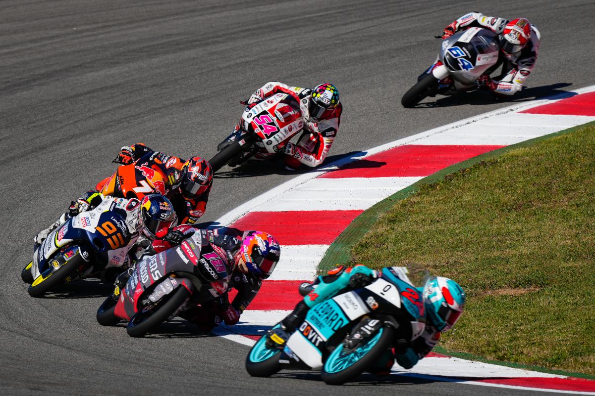 Moto3, Alemanha, T2: Bertelle mais rápido, chuva impede melhorias