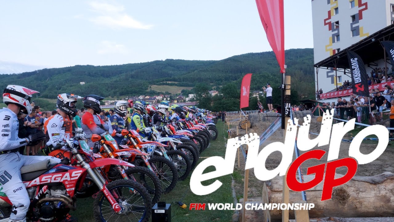 Vídeo EnduroGP, Eslováquia: A emotiva homenagem dos pilotos a Jaroslav Diros